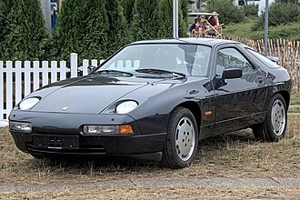 Porsche 928